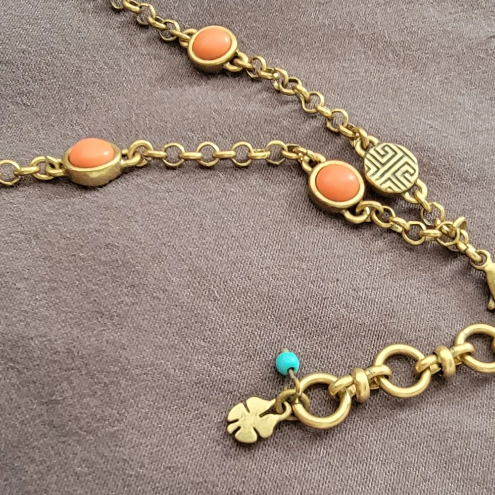 Lucky Brand Statement Necklace Gold Tone With Salmon Colored‎ Stones